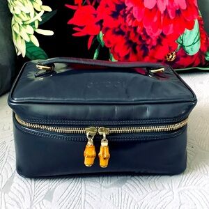 Authentic GUCCI vanity bag 🌷🌷